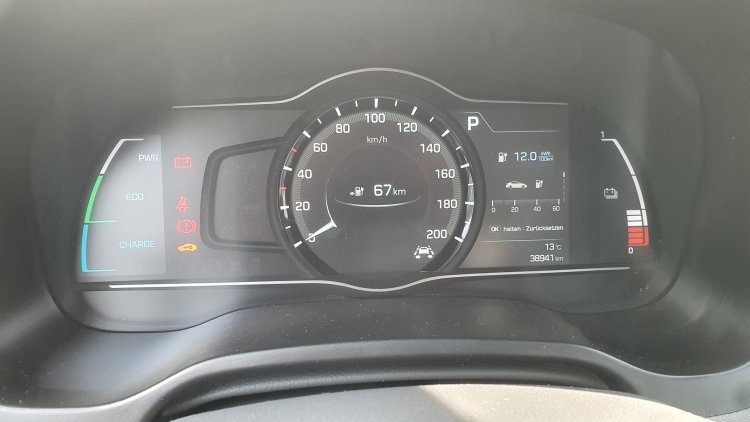 Hyundai Ioniq 28 kWh