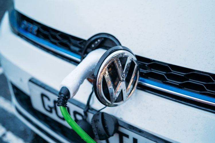 Rohstoff für Elektroautos aus Süddeutschland für Volkswagen